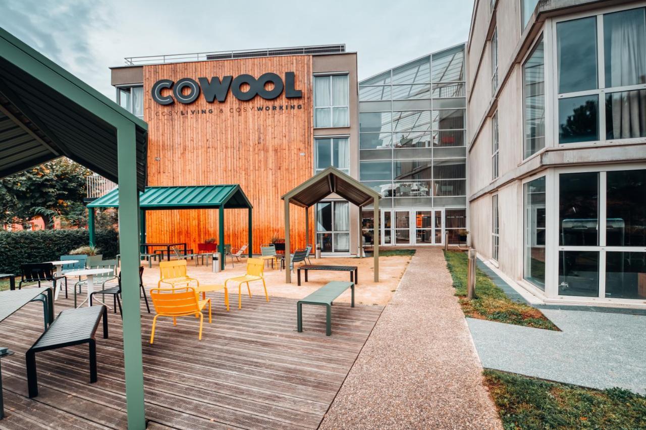 Cowool Cergy Aparthotel Kültér fotó