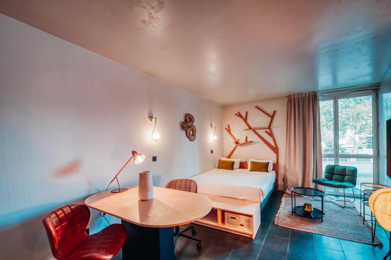 Cowool Cergy Aparthotel Kültér fotó