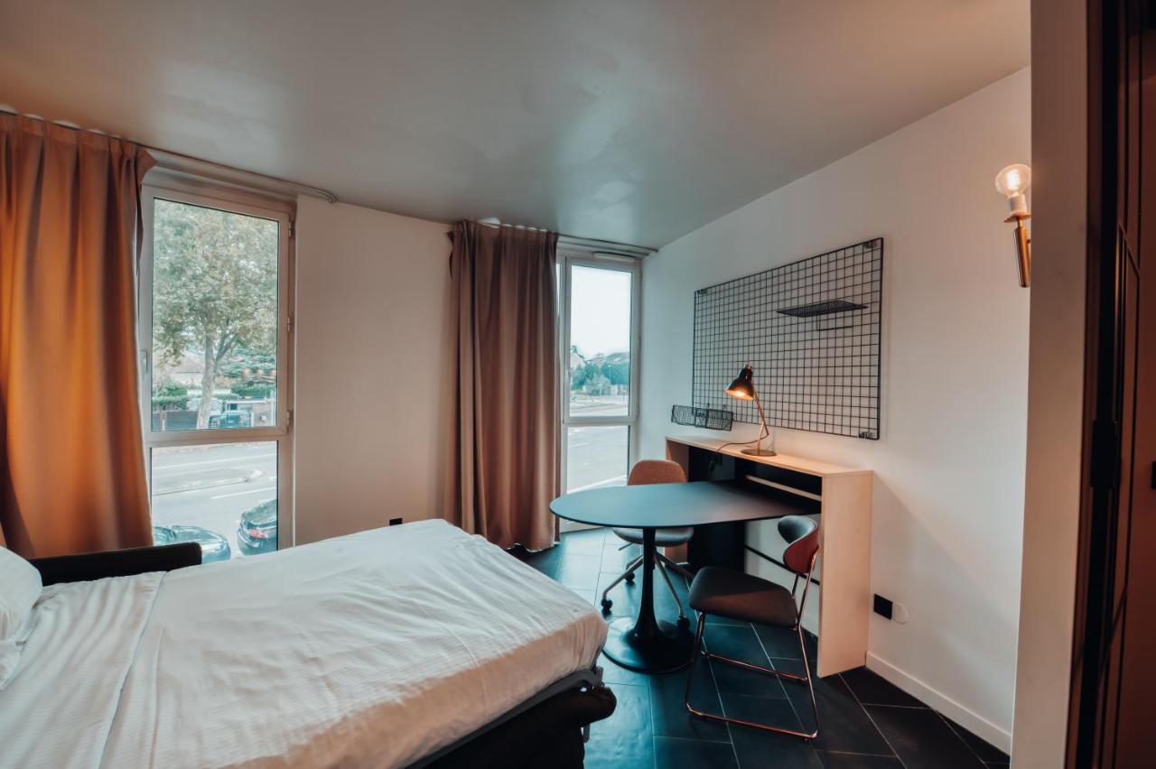 Cowool Cergy Aparthotel Kültér fotó