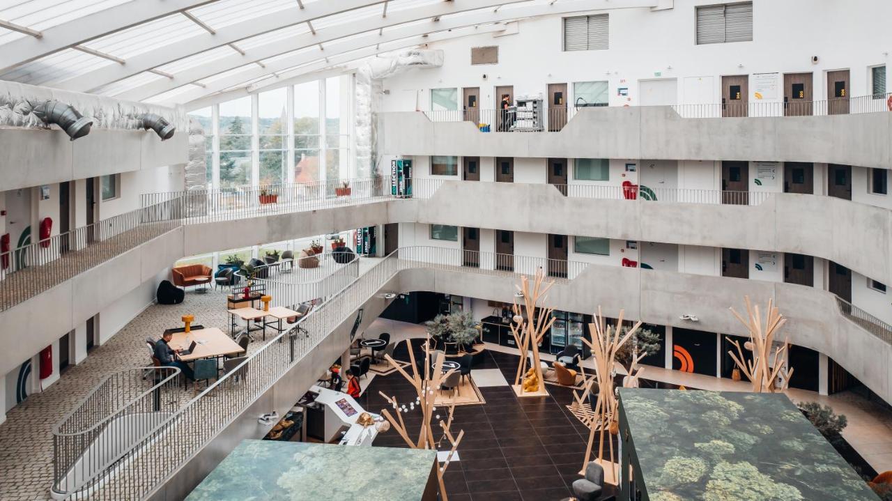 Cowool Cergy Aparthotel Kültér fotó