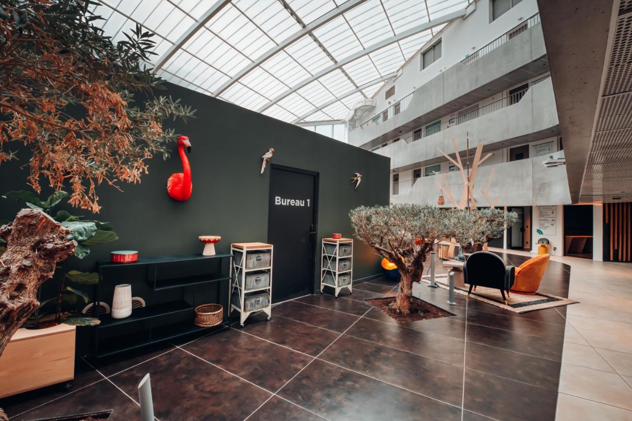 Cowool Cergy Aparthotel Kültér fotó